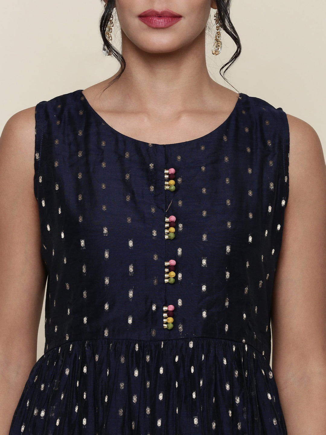Neerus Black silk printed jacket and gown dress set - detail view 1
