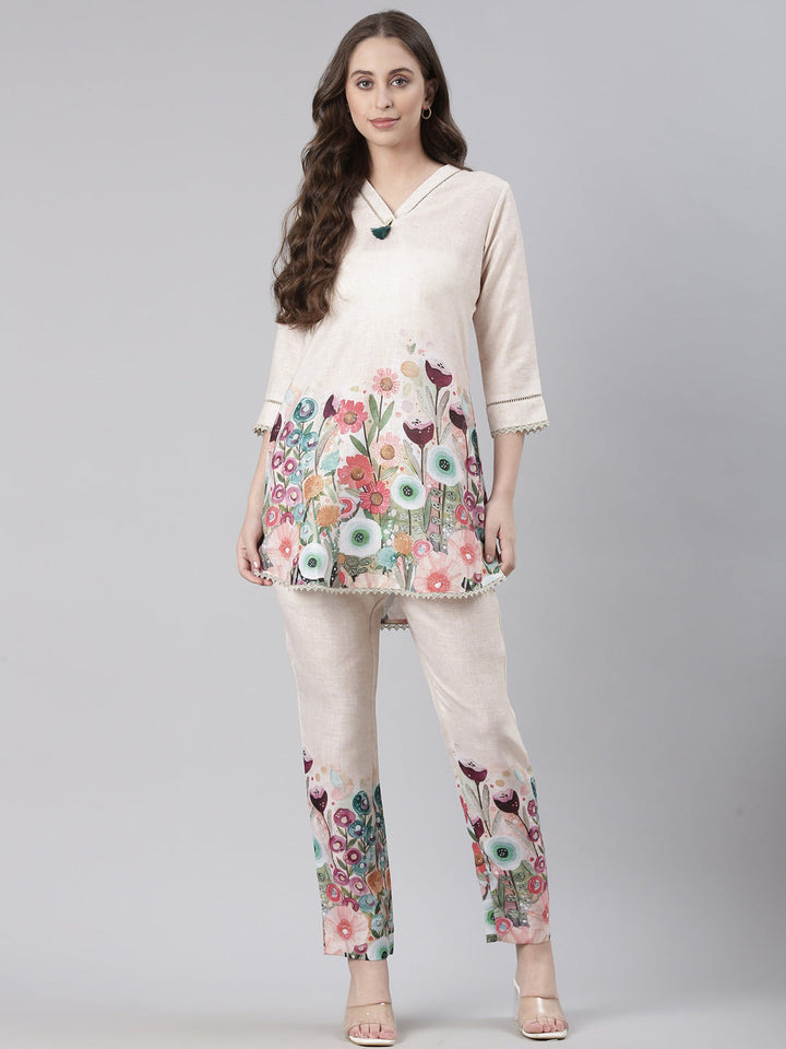 Neerus Cream Casual Printed Kurti with Trousers