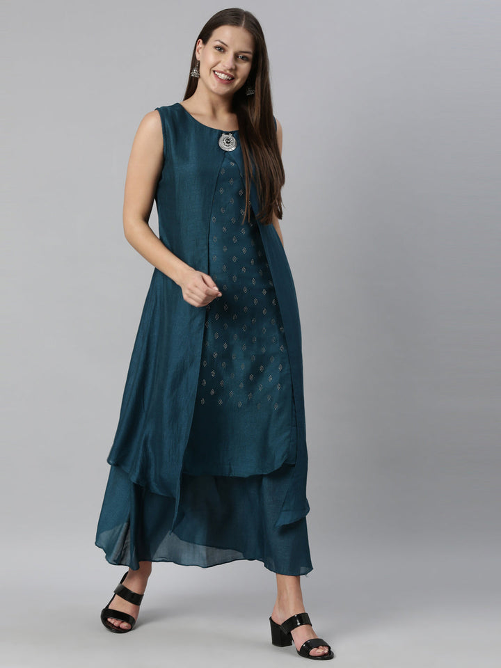 Neerus Blue silk kurta for women - detail view 3