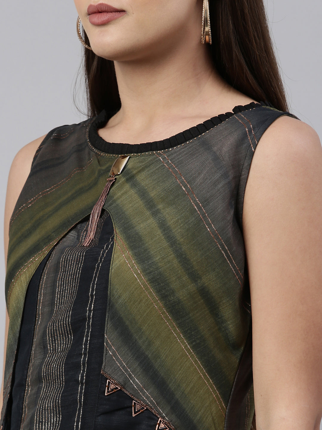 Neerus Grey silk solid kurta - detail view 5
