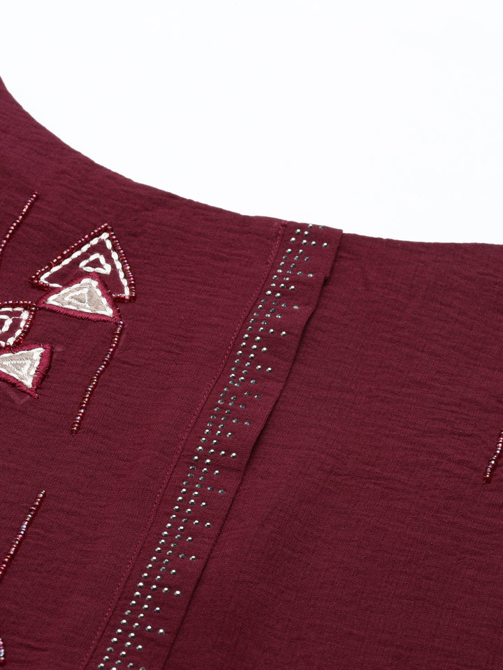 Neerus Maroon crepe solid kurta - detail view 5