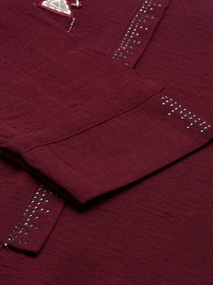 Neerus Maroon crepe solid kurta - detail view 3