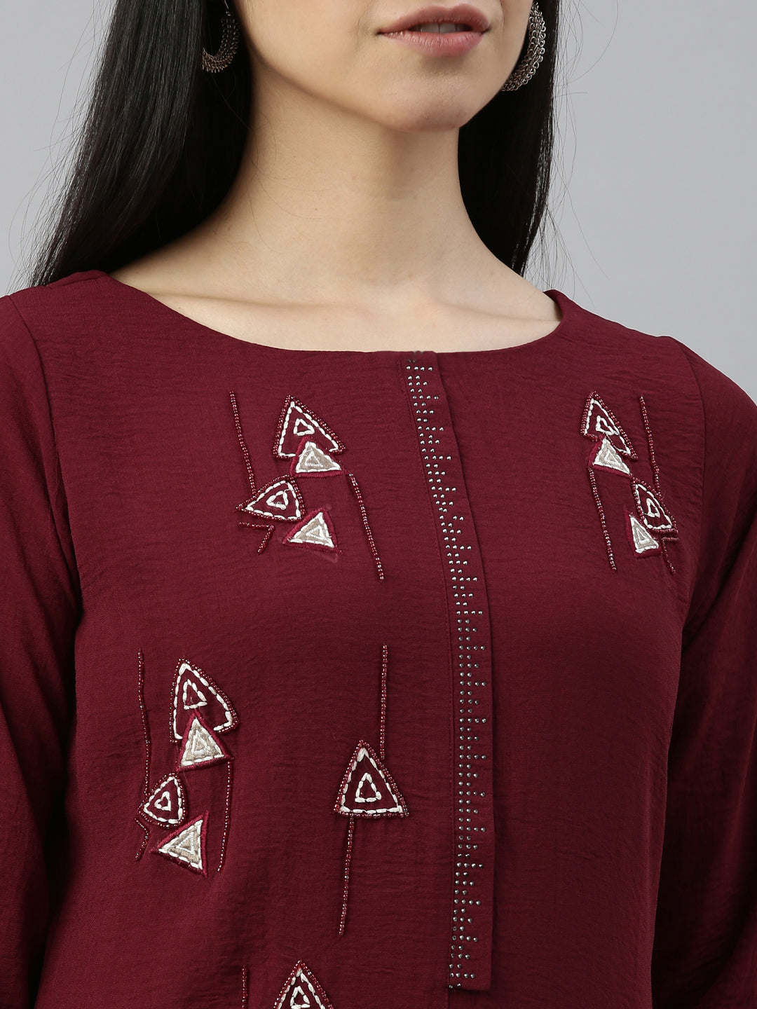 Neerus Maroon crepe solid kurta - detail view 4