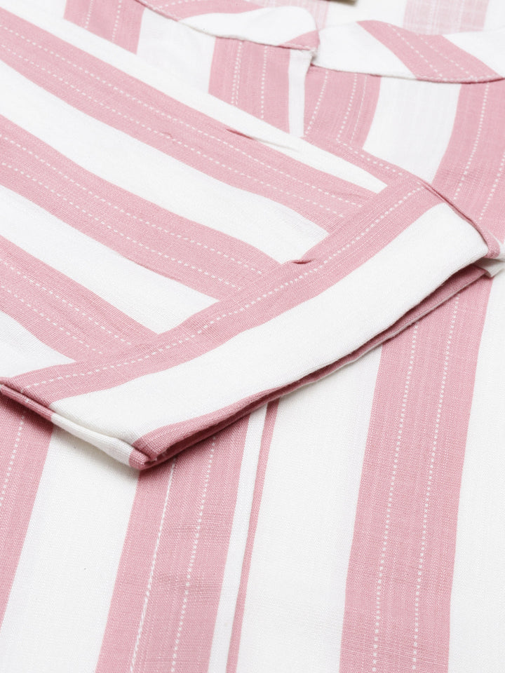 Neerus Pink rayon straight kurta - detail view 4