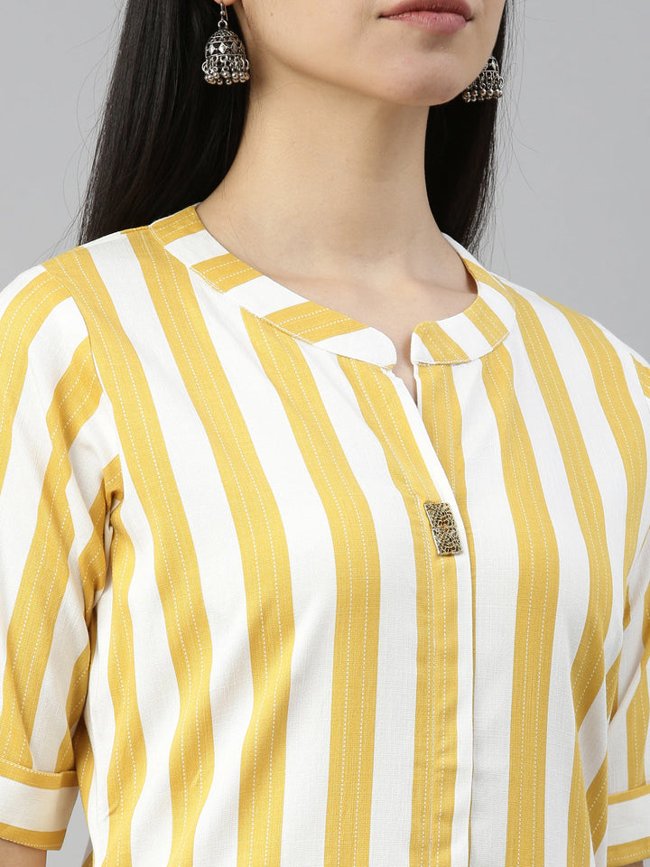 Neerus Yellow rayon straight kurti - detail view 3