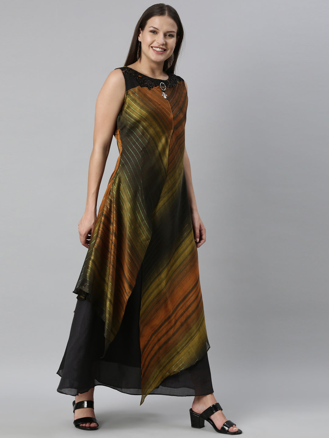 Neerus Green silk solid kurta - detail view 1