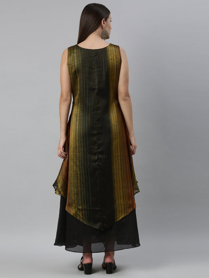 Neerus Green silk solid kurta - detail view 2