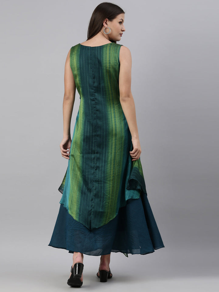 Neerus Blue silk solid kurta by Neerus - detail view 2