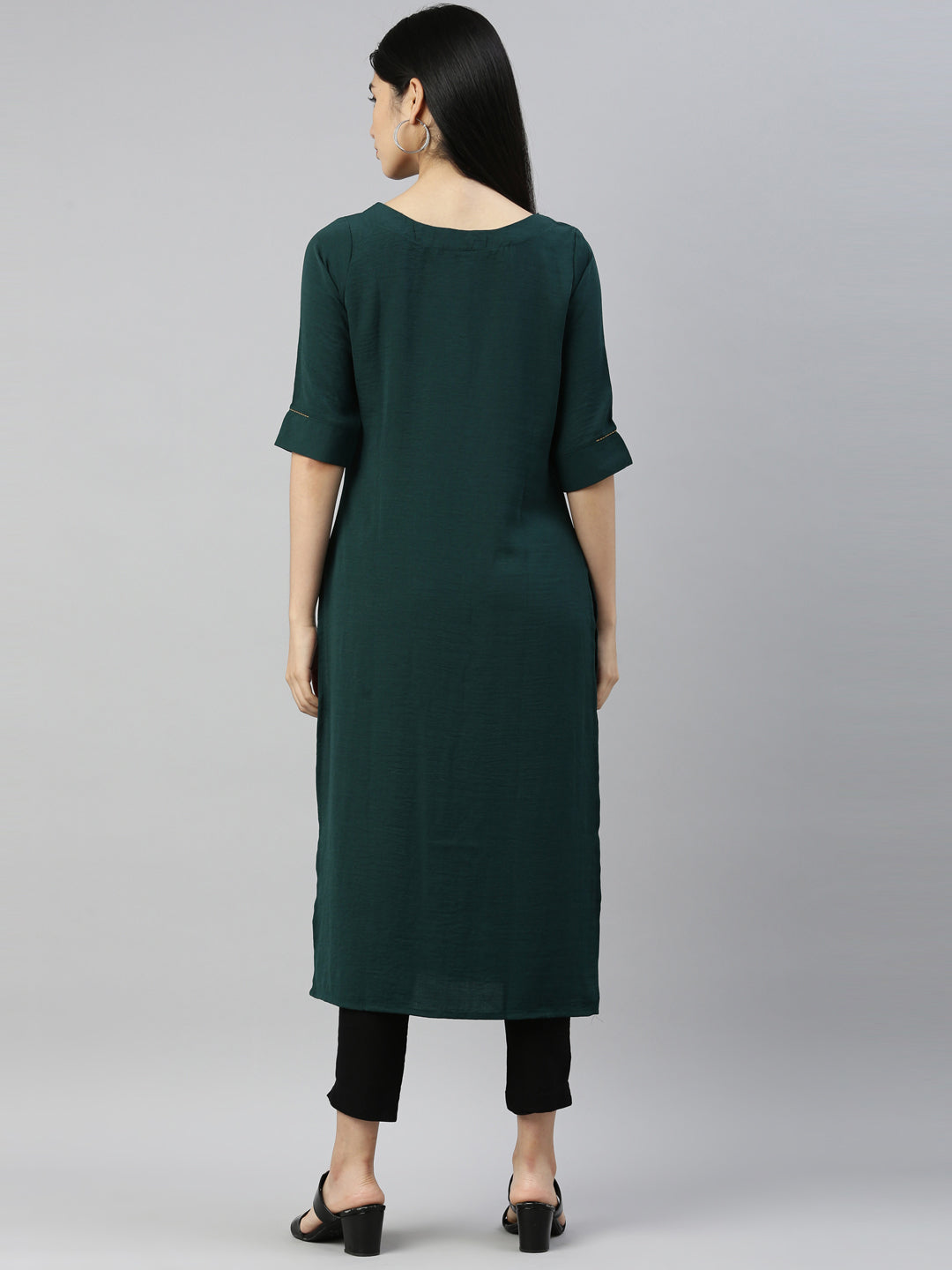 Neerus Green crepe printed kurti - detail view 2