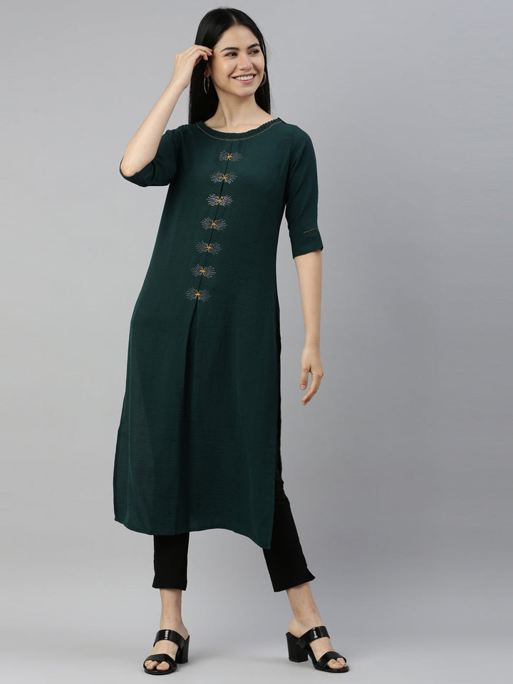 Neerus Green crepe printed kurti - detail view 3