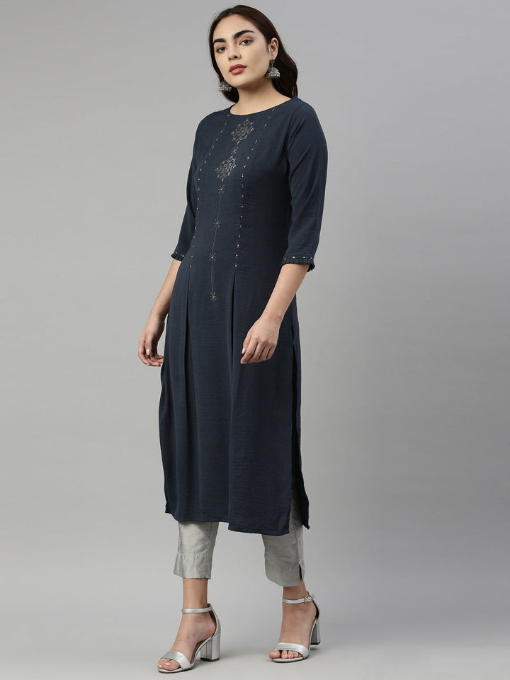 Neerus Grey rayon solid kurti - side view