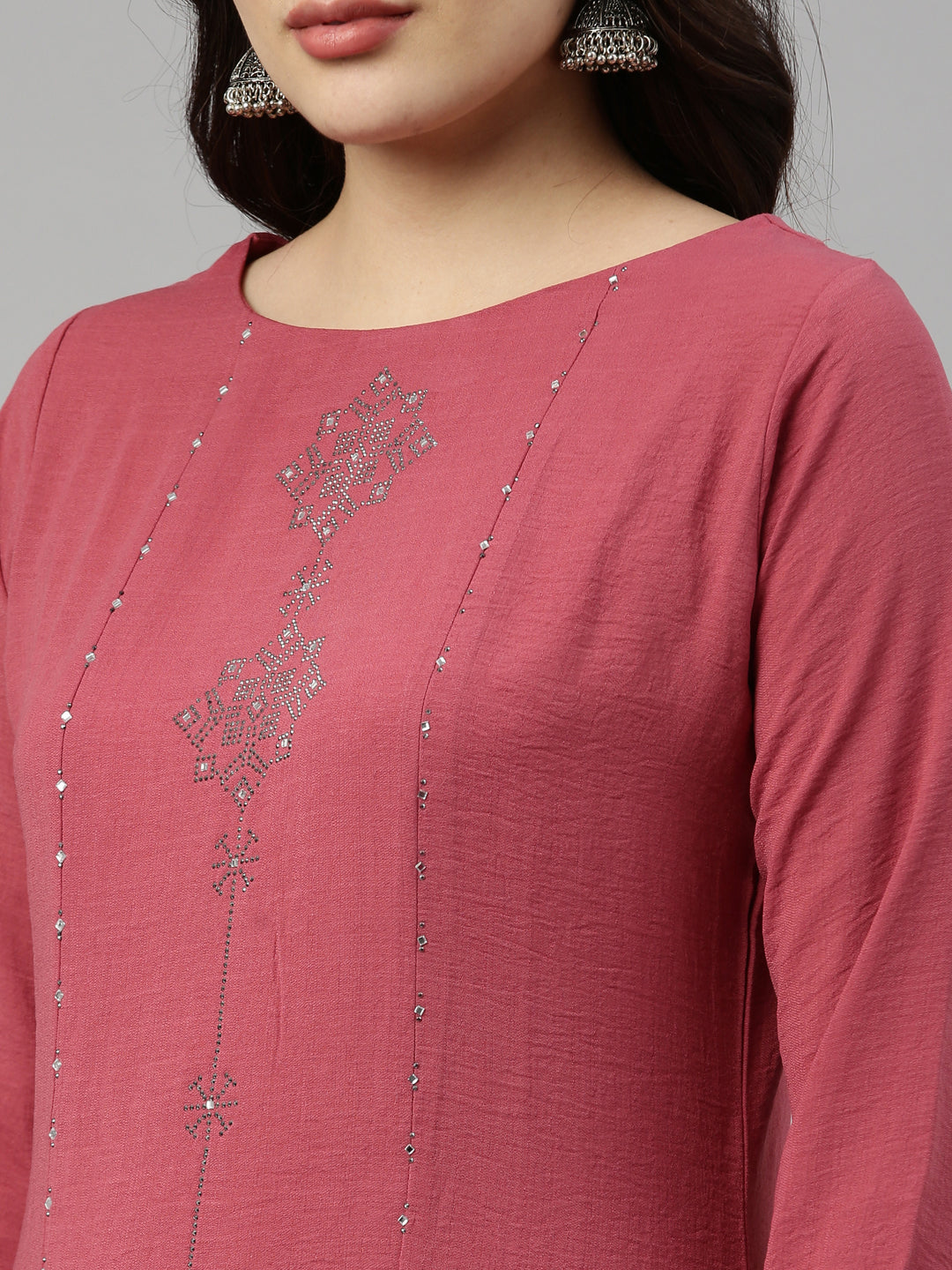 Neerus Pink rayon straight kurti - detail view 5