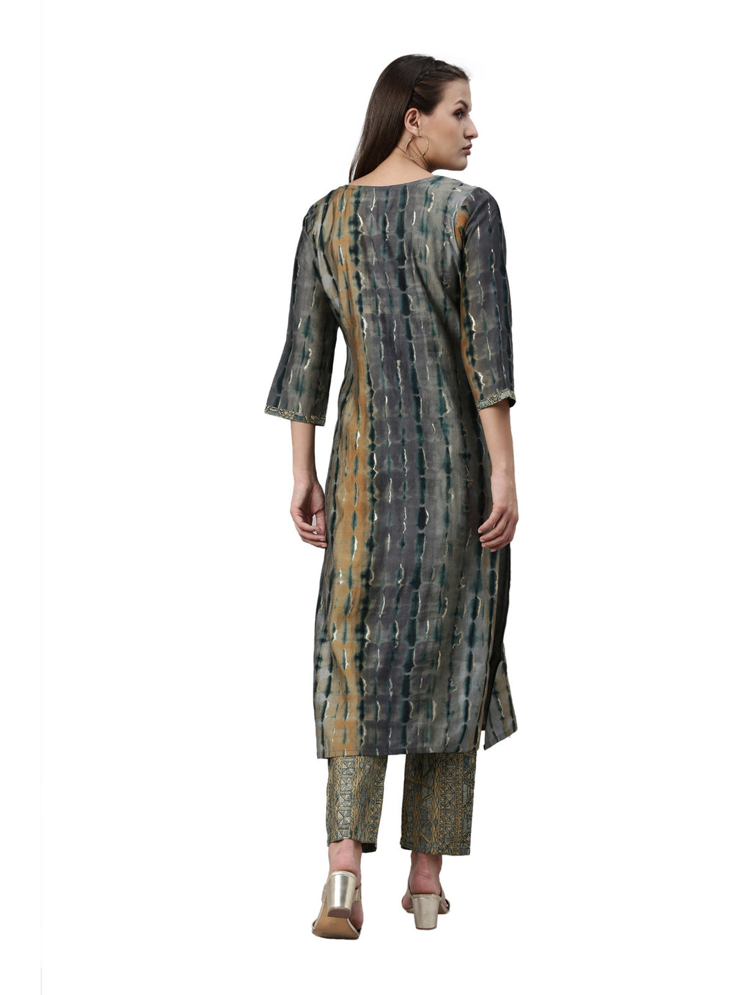 Neerus Grey satin kurta set - detail view 2