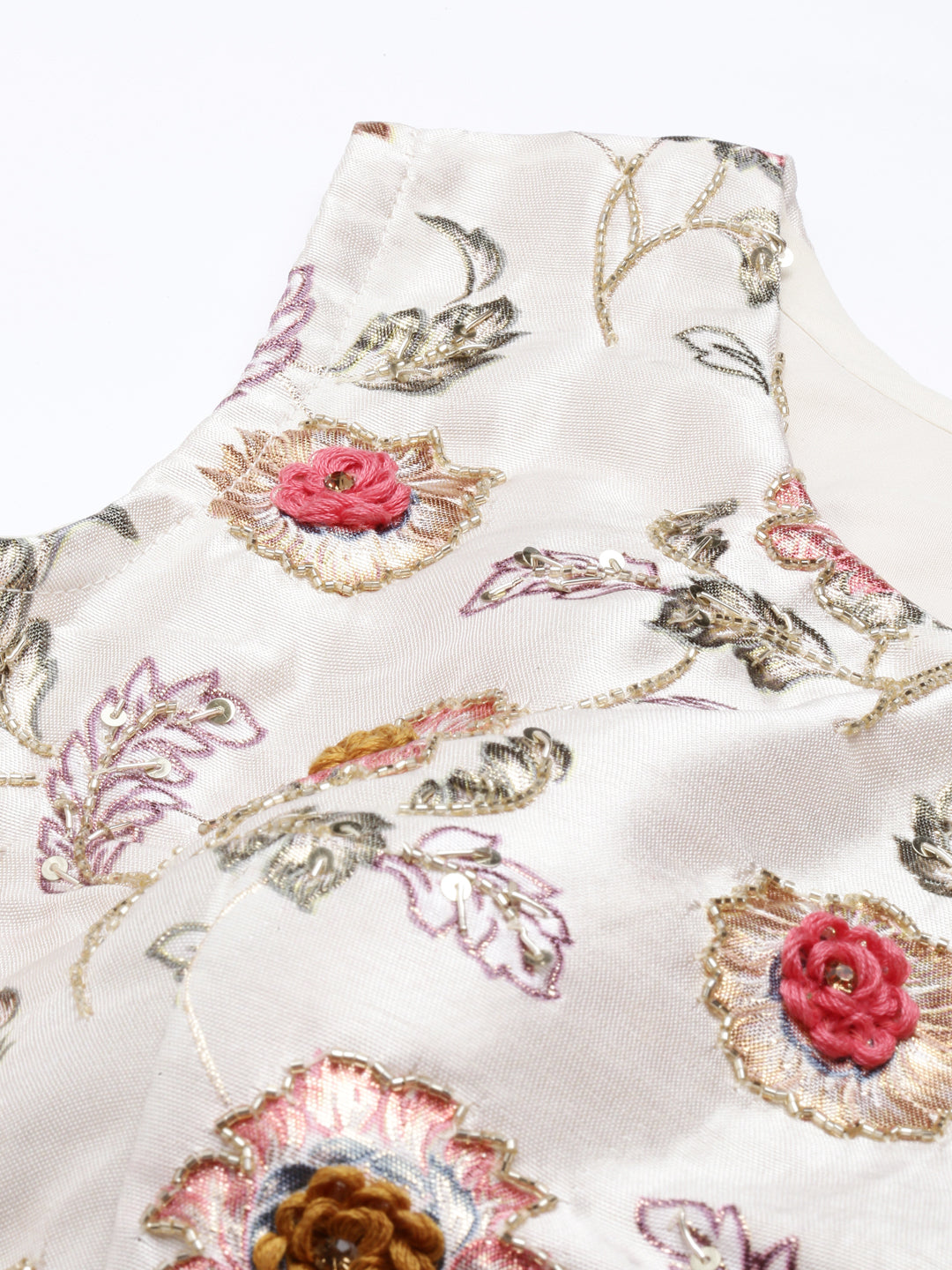 Neerus Green Georgette Embellished Suit Set - detail view 17