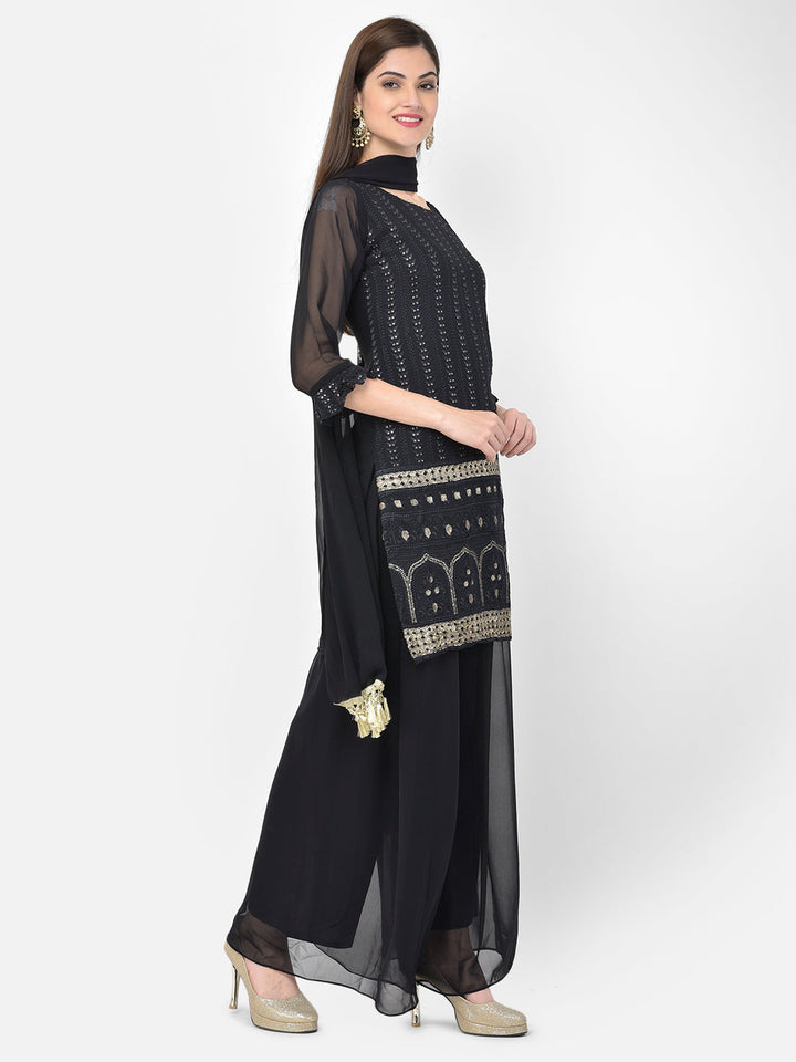 Neerus Black georgette embellished kurta set - side view