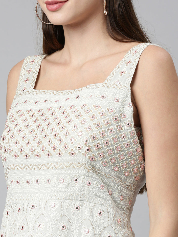 Neerus Grey georgette embellished kurta set - detail view 1