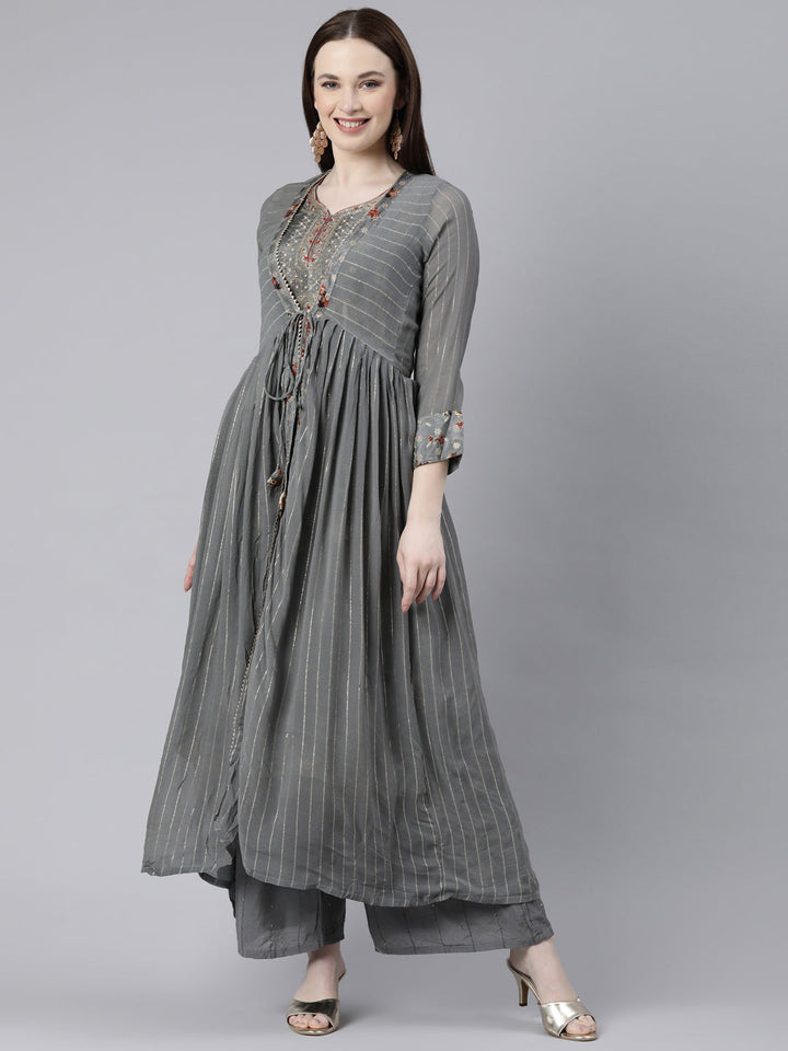 Neerus Grey printed kurta set with palazzo and dupatta - front view