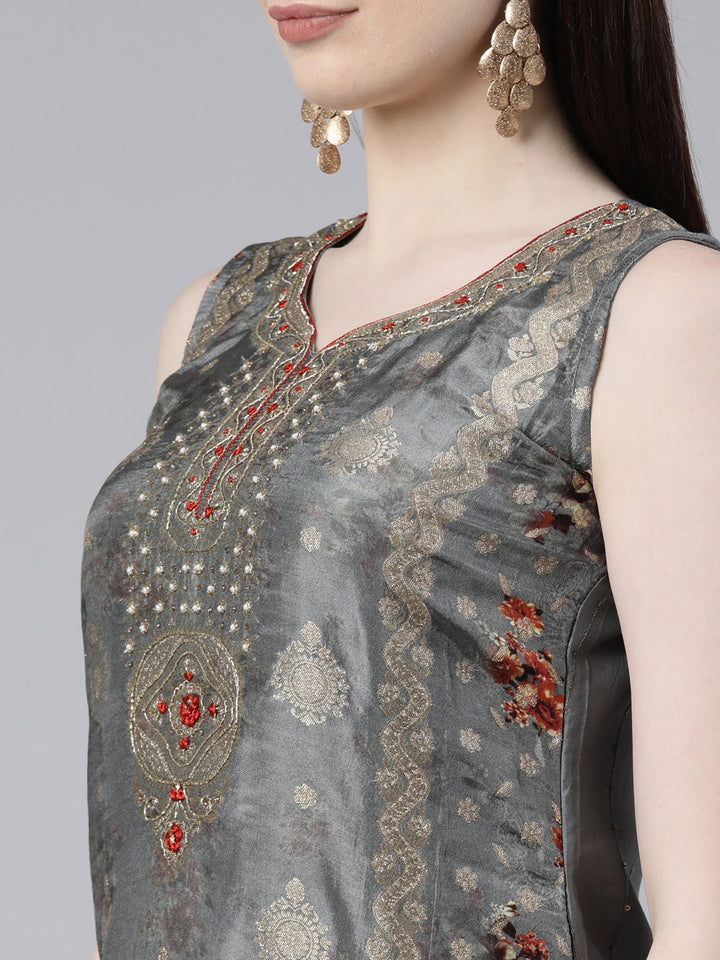 Neerus Grey printed kurta set with palazzo and dupatta - detail view 1