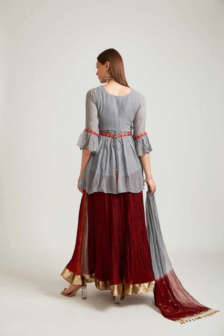 Neerus Grey Georgette Straight Kurta Set - detail view 1