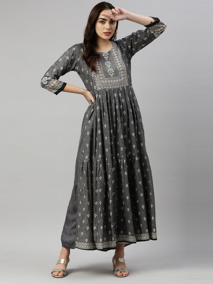 Neerus Grey modal printed kurti - detail view 3