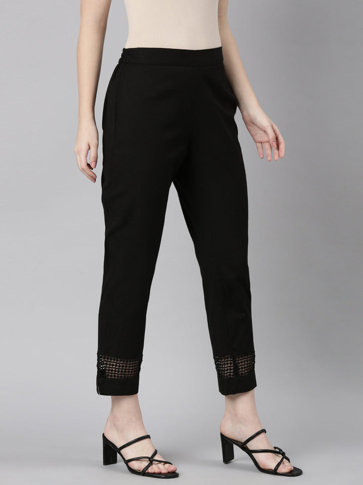 Neerus Black solid straight pant - side view
