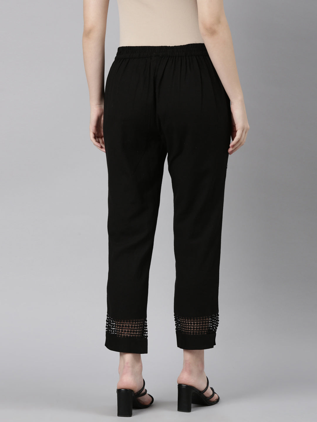 Neerus Black solid straight pant - detail view 1