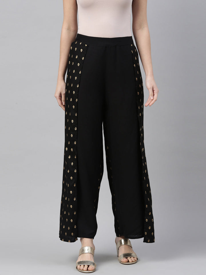Neerus Black rayon solid palazzo bottom - detail view 6