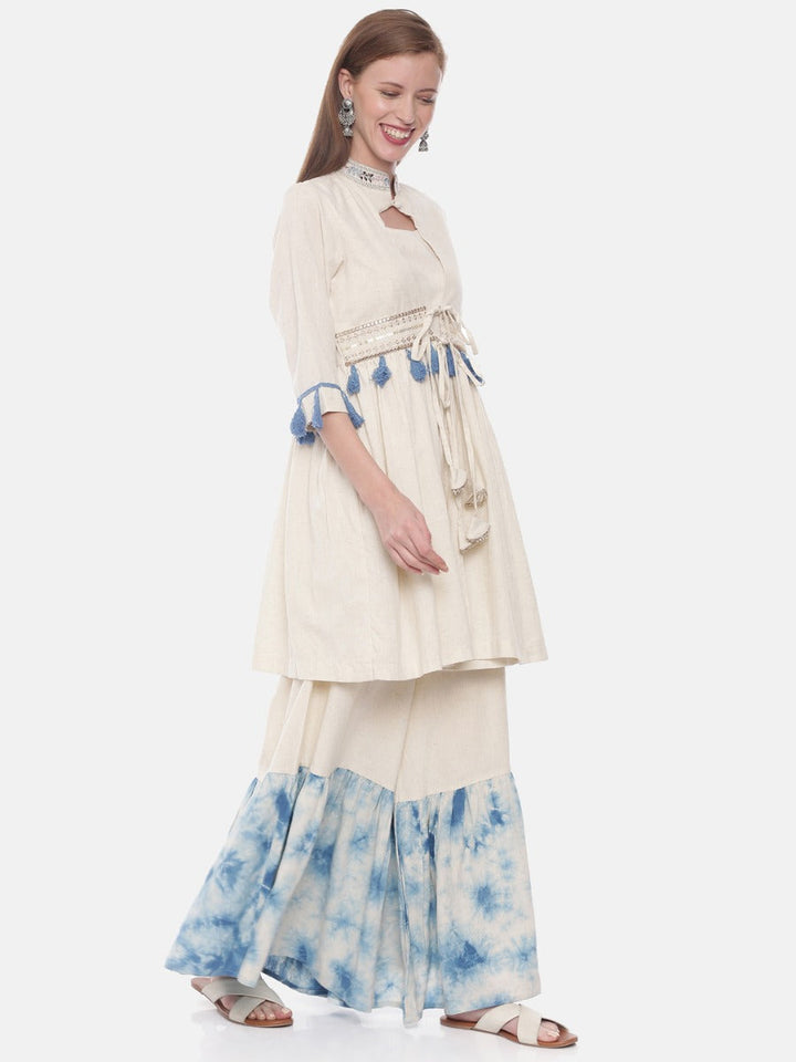 Neerus White embellished flared kurta - detail view 1