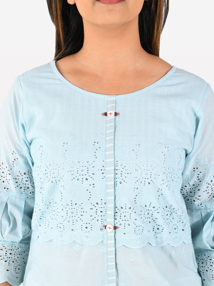 Neerus Green cotton solid tunic dress - side view