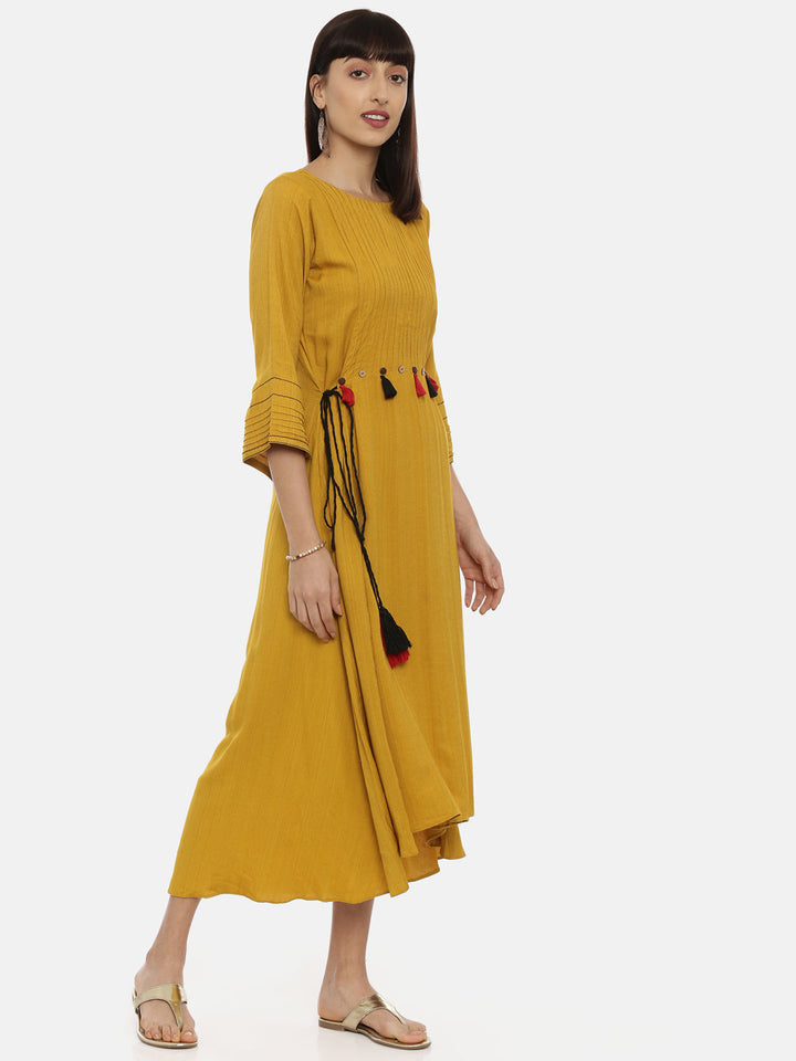 Neerus Yellow rayon high-low kurta - detail view 1