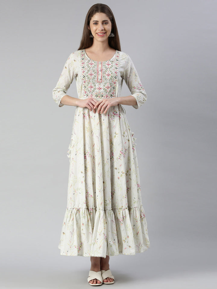 Neerus White printed maxi dress - front view