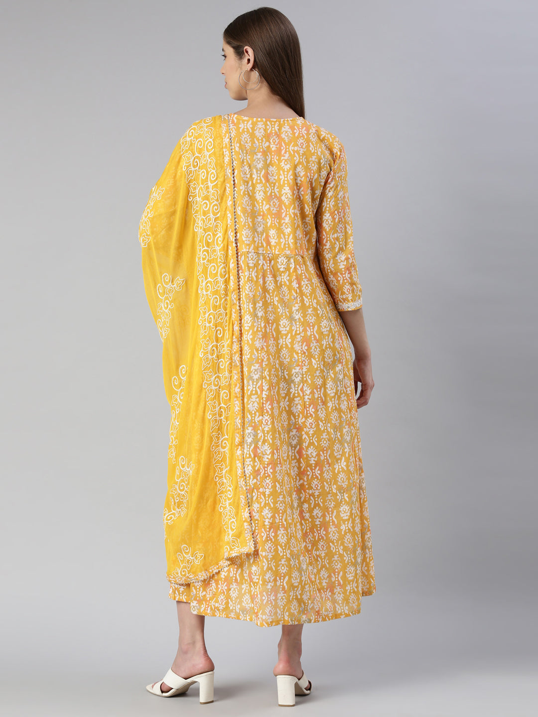 Neerus Yellow printed maxi dress - side view