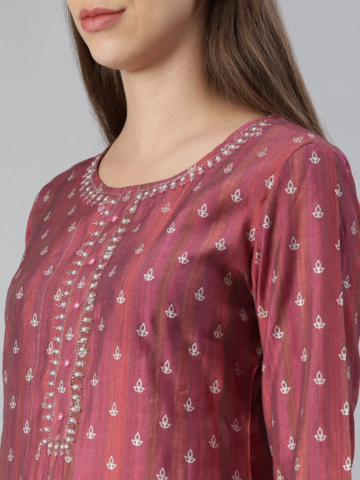 Neerus Pink embroidered kurta set with trouser and dupatta - detail view 1