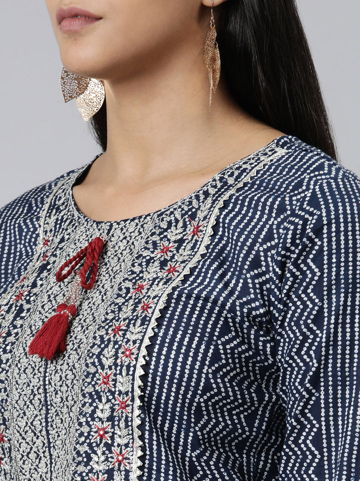 Neerus Blue cotton printed kurti bandhani straight - detail view 2
