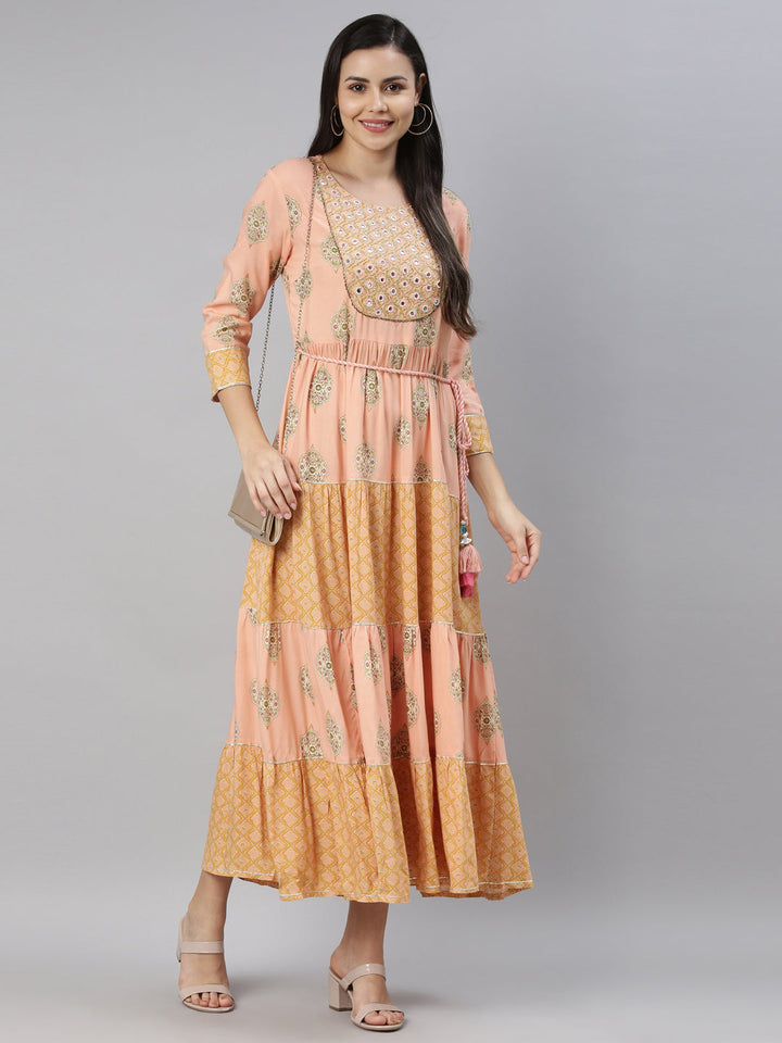 Neerus Orange floral printed midi dress - detail view 2