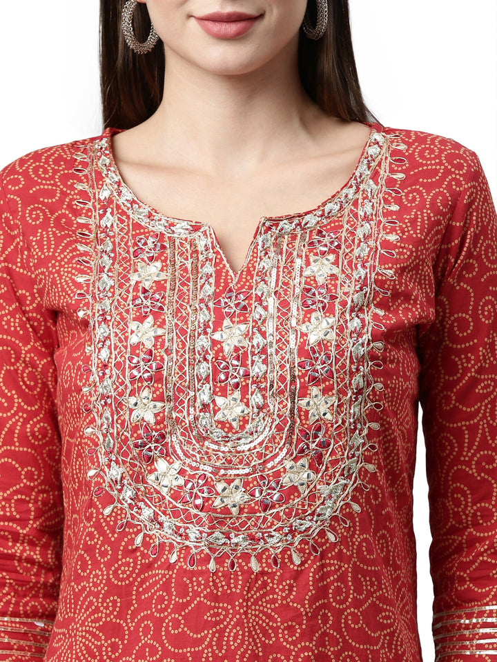 Neerus Red printed ethnic suit set with skirt and dupatta - detail view 2