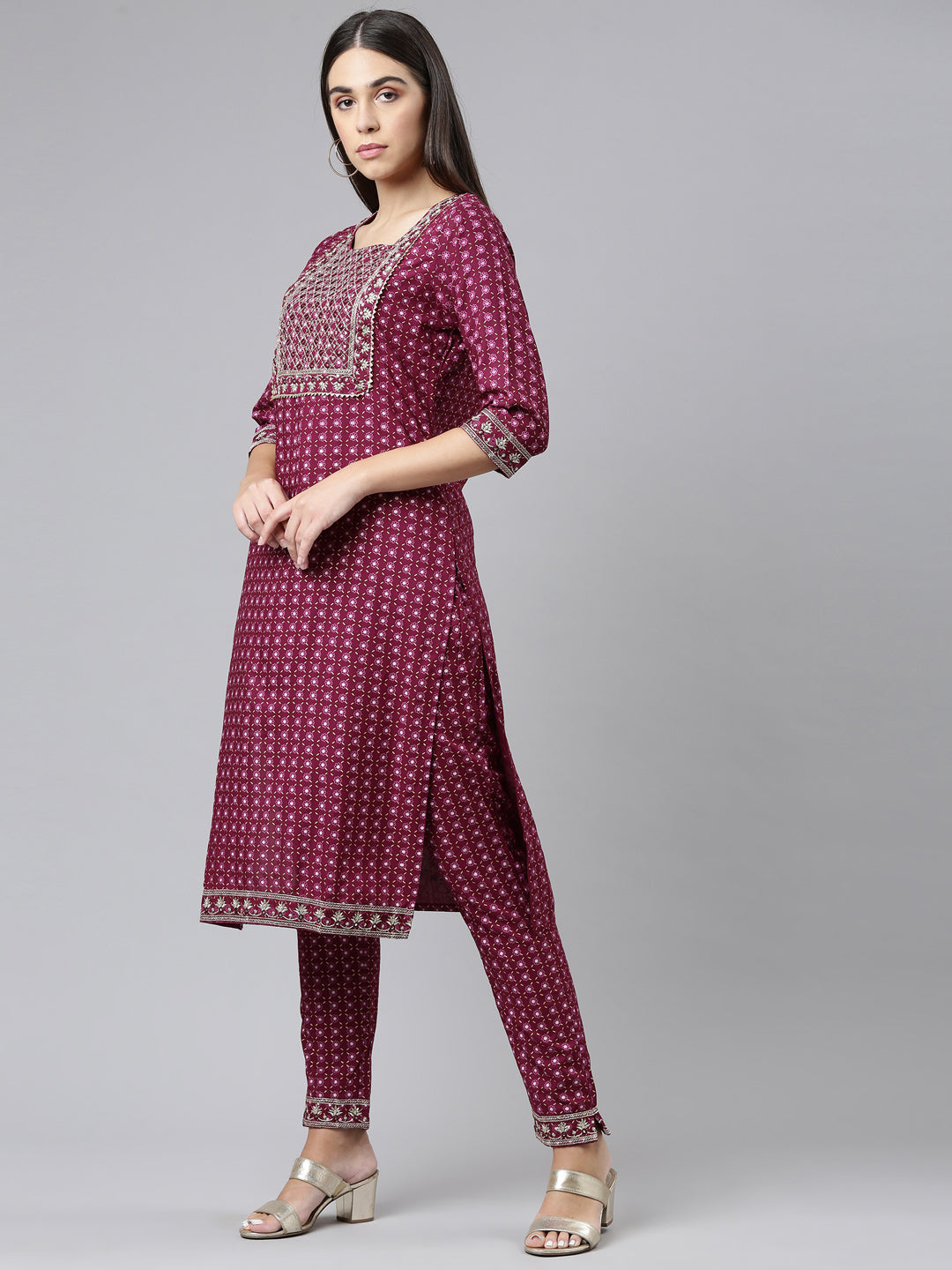 Neerus Purple georgette mirror work suit set - back view