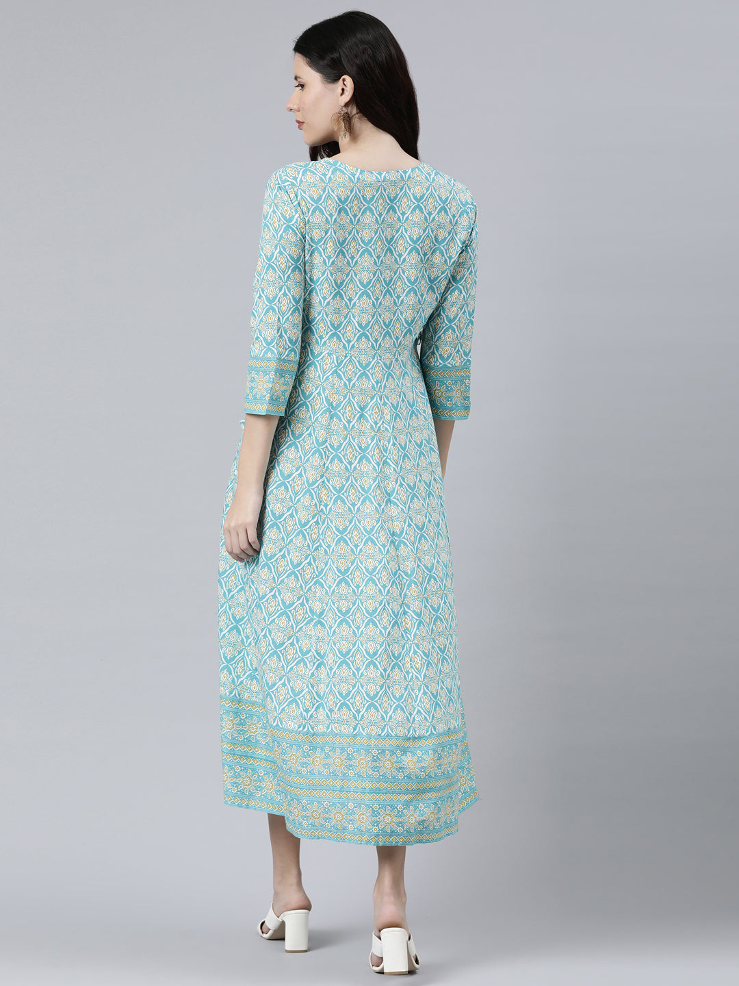 Neerus Green slub cotton printed floral kurti - side view