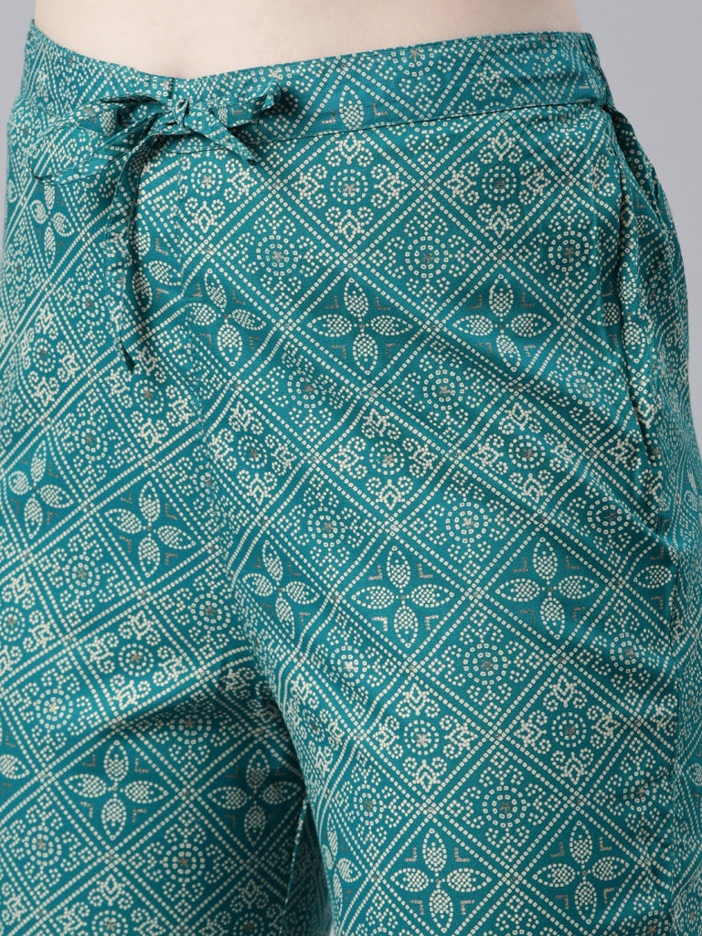 Neerus Green Viscose Rayon Printed Kurta Set - detail view 3