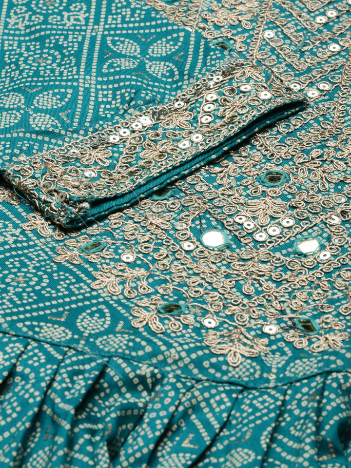 Neerus Green Viscose Rayon Printed Kurta Set - detail view 2