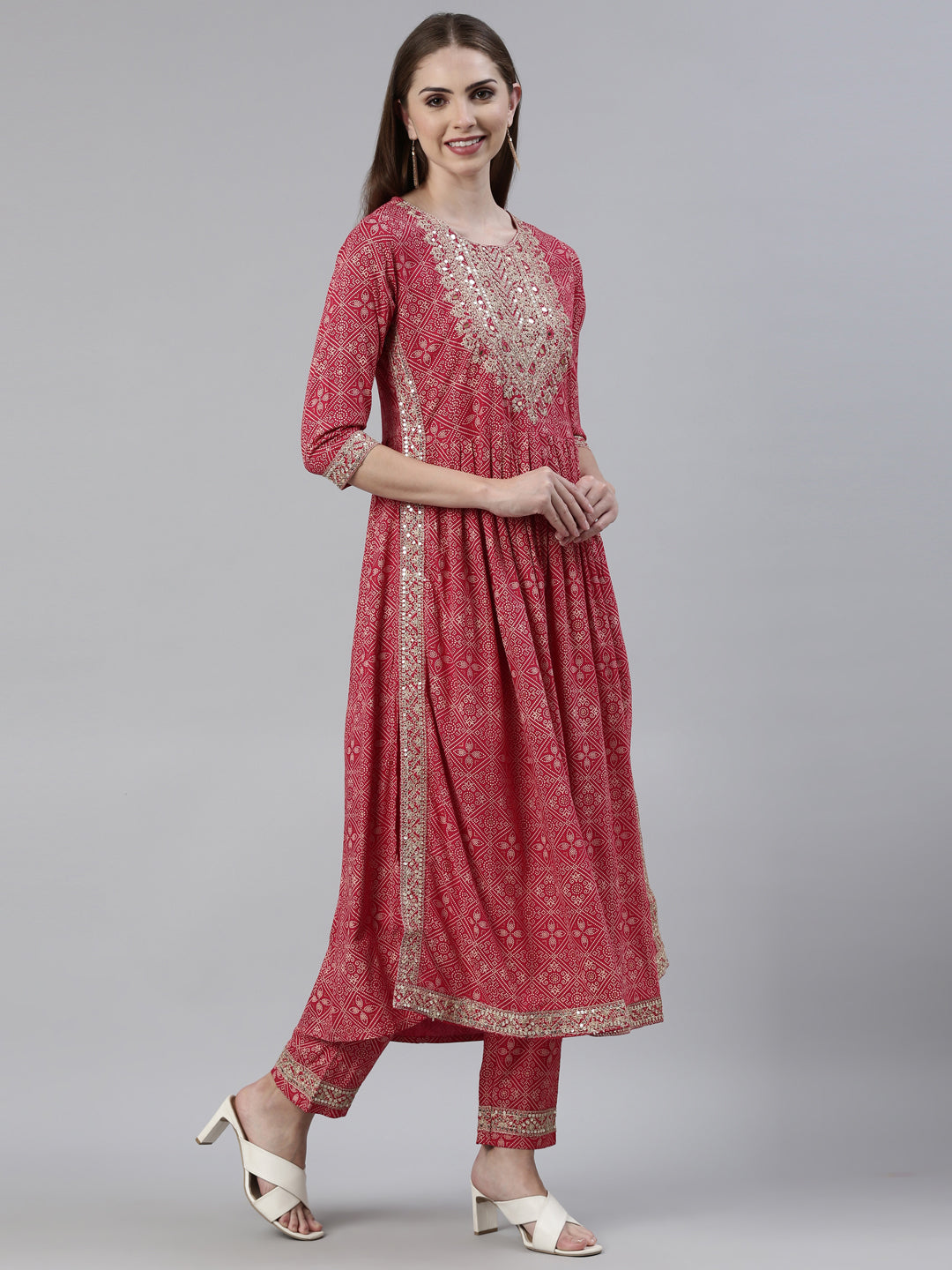Neerus Red Viscose Rayon Printed Kurta Set with Trouser and Dupatta - back view