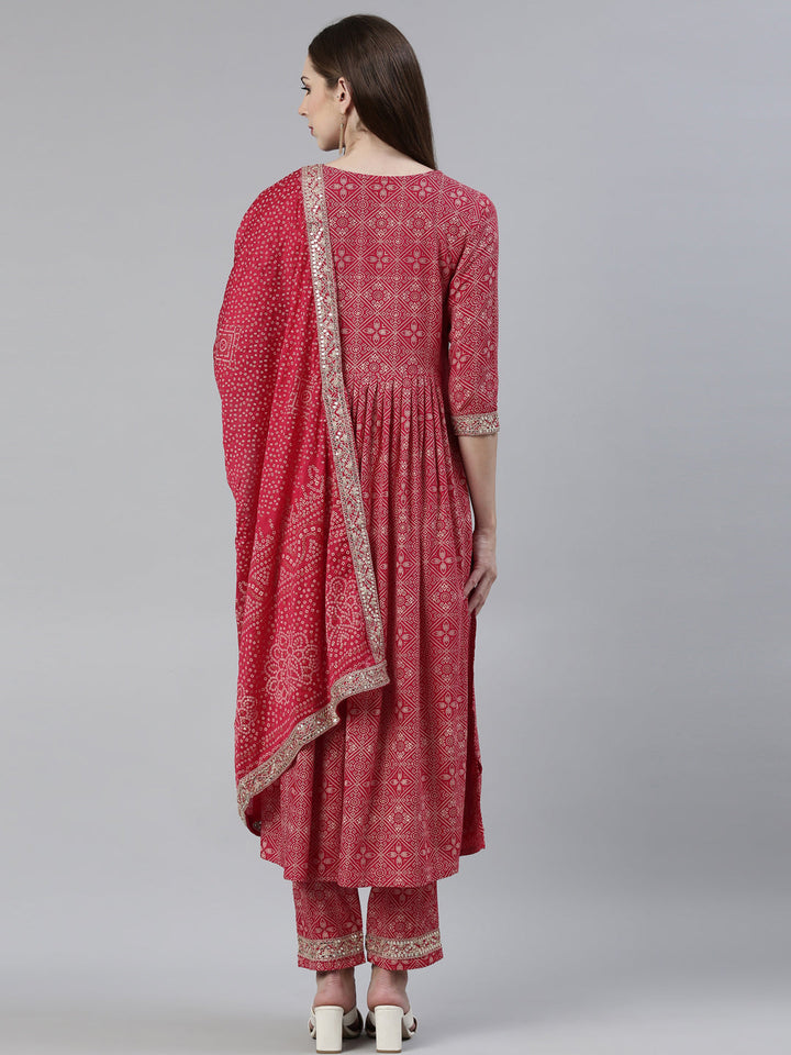 Neerus Red Viscose Rayon Printed Kurta Set with Trouser and Dupatta - side view