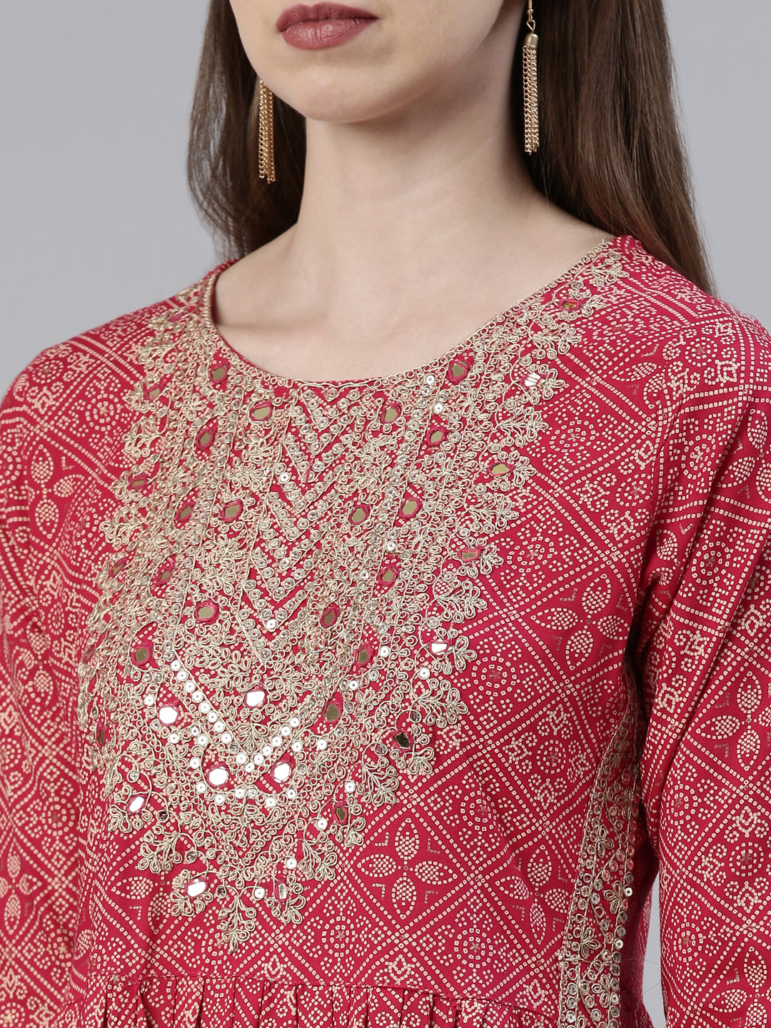 Neerus Red Viscose Rayon Printed Kurta Set with Trouser and Dupatta - detail view 1