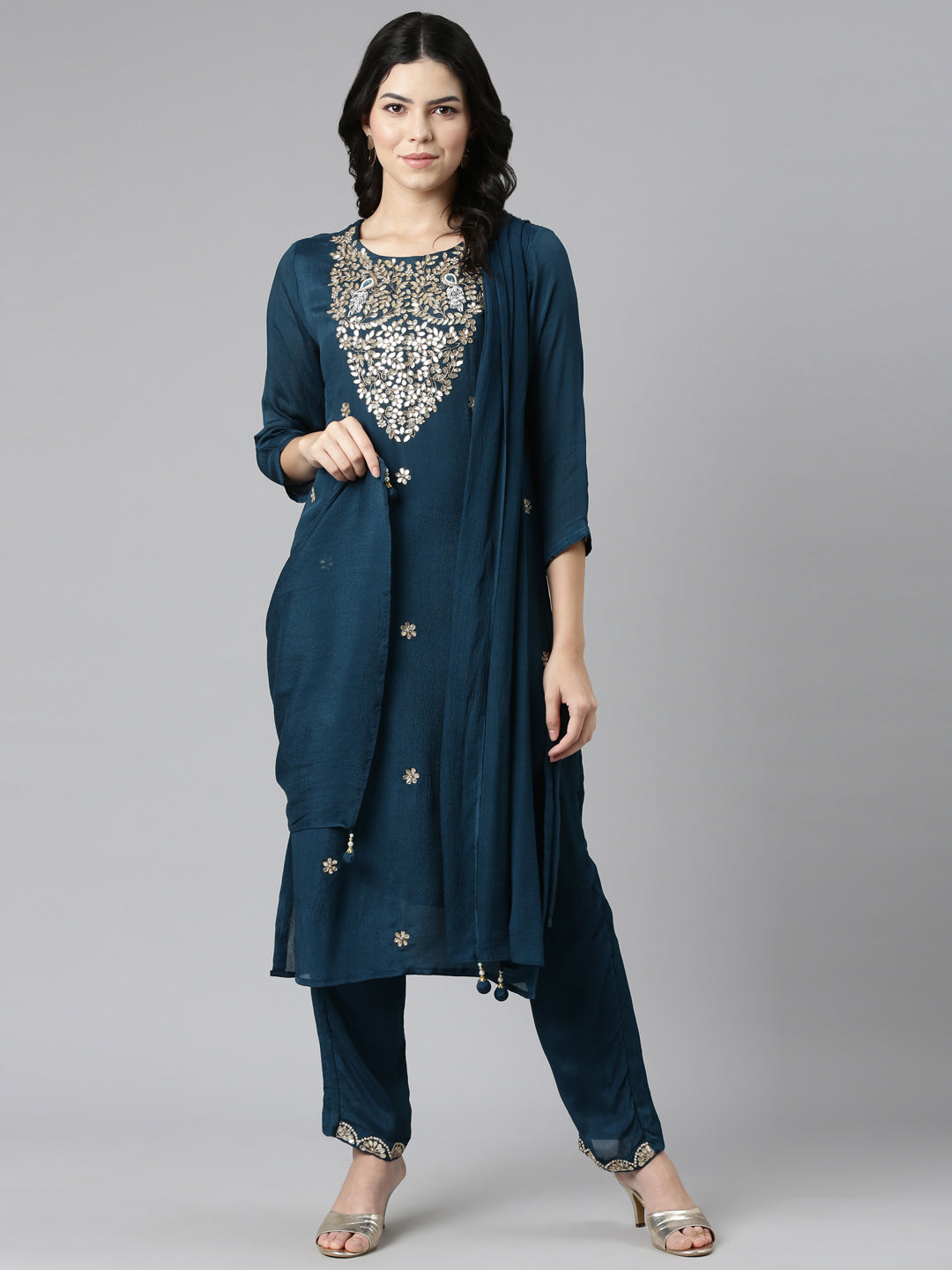 Neerus Green chiffon embroidered kurta set - detail view 2