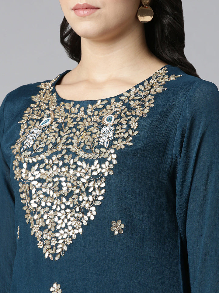 Neerus Green chiffon embroidered kurta set - detail view 1