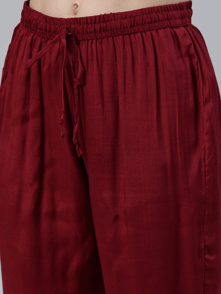 Neerus Pink printed kurta set with trouser and dupatta - detail view 3