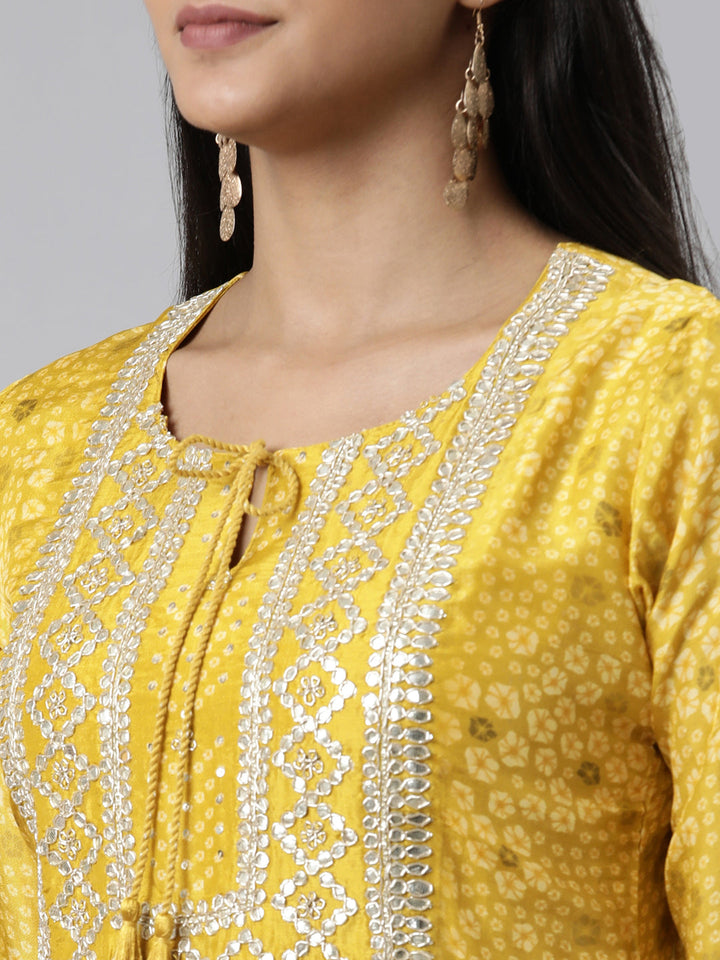 Neerus Yellow cotton printed kurta set with trouser and dupatta - detail view 1