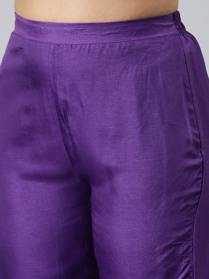 Neerus Purple muslin printed kurta set with trouser and dupatta - detail view 2