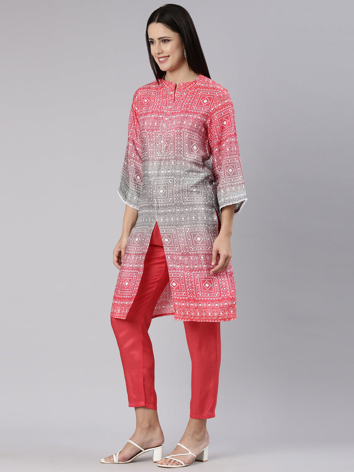 Neerus Red shantoon printed kurta set - back view