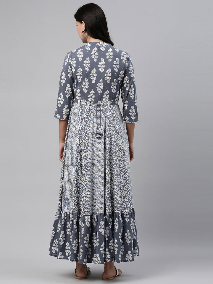 Neerus Grey cotton solid kurti - detail view 3